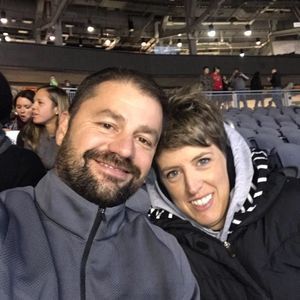 Meet your Posher, Danika